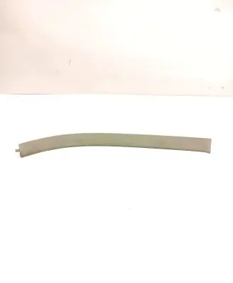 (D)pillar trim (top)