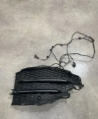 Mercedes-Benz GLE W167 Front bumper lower grill A1678858803 A1675405433