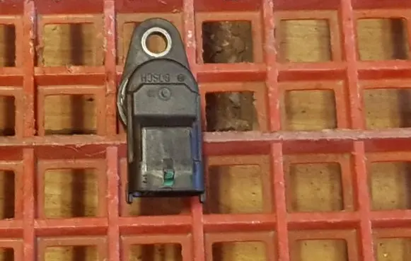 Volvo V60 Camshaft position sensor 8658726
