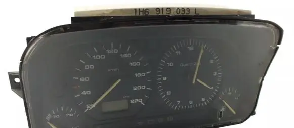 Volkswagen Golf III Speedometer (instrument cluster) 1H6919033L