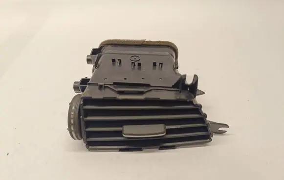 Mercedes-Benz C W204 Dashboard air vent grill cover trim 07741002