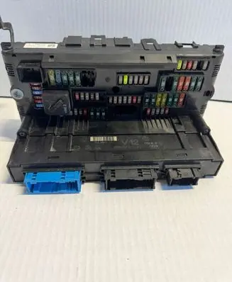 BMW 5 F10 F11 Fuse module 9210861