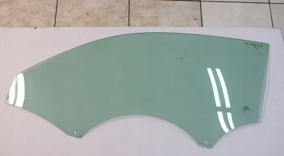 Audi A1 Sliding door window/glass 
