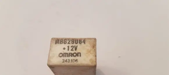 Mitsubishi Pajero Other relay MB629084