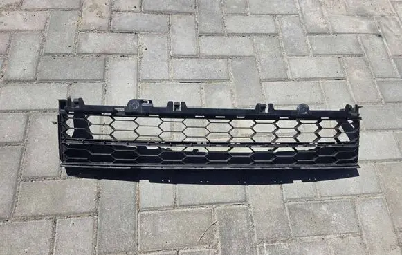 Skoda Superb B8 (3V) Front bumper lower grill 3V0853677A