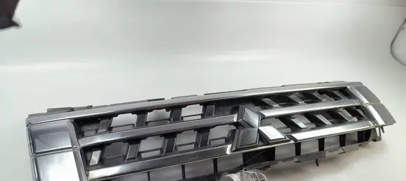 Mitsubishi Pajero Front grill