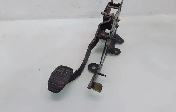 Renault Megane II Brake pedal 72549