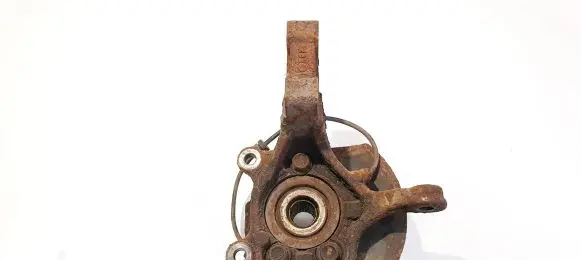 Nissan Cube Z12 Front wheel hub