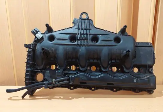 Volvo XC60 Rocker cam cover 31286262 D0X1B