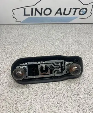 BMW 5 E39 Tail light bulb cover holder 8371324