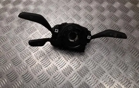 Audi A1 Wiper turn signal indicator stalk/switch 82A953521DR
