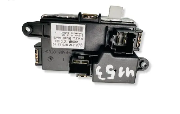 Mercedes-Benz GLK (X204) Heater blower motor/fan resistor A2128702110 5HL01038410