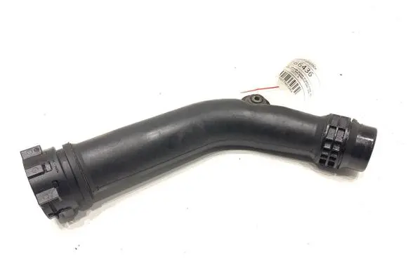 Air intake hose/pipe