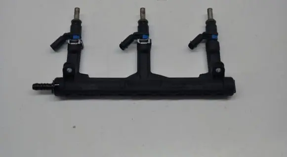 Audi A7 S7 4G Fuel main line pipe 06E133681L