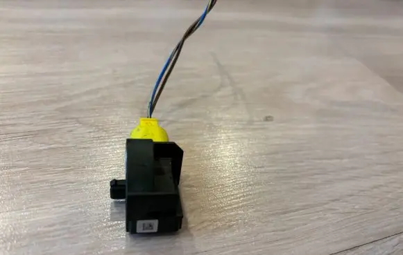 Mercedes-Benz E C207 W207 Airbag deployment crash/impact sensor A1729056000 1729056000