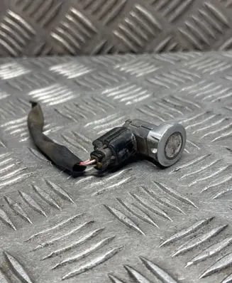 Mitsubishi Shogun Parking PDC sensor MR587688