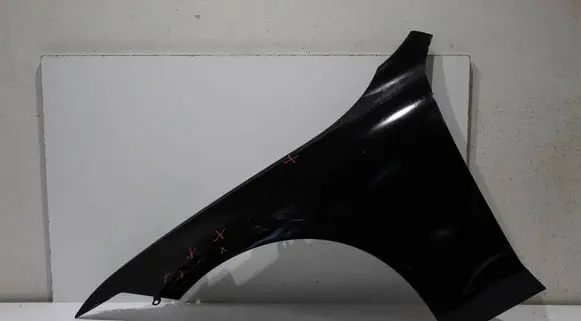 Volvo S90, V90 Fender