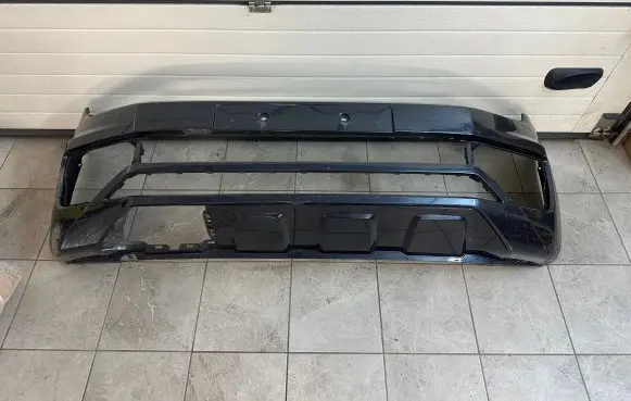 Volkswagen Amarok Front bumper