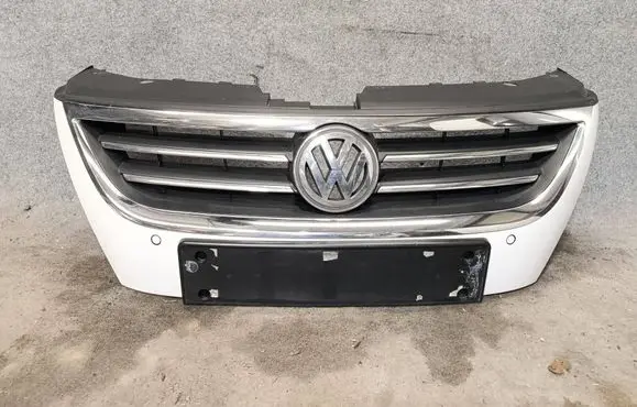 Volkswagen PASSAT CC Front bumper upper radiator grill 3C8853651 3C8853651P 3C8853651Q