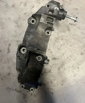 Generator/alternator bracket
