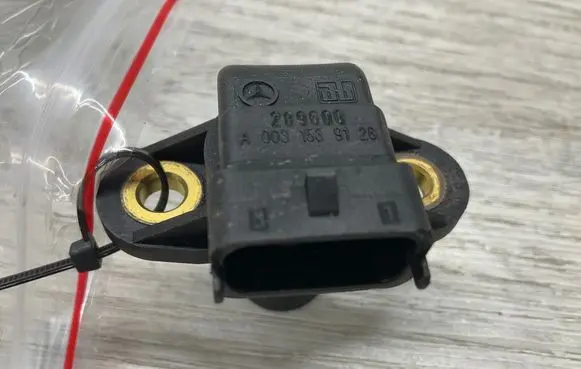 Mercedes-Benz SL R129 Crankshaft speed sensor A0031539128