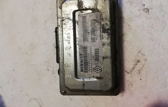 Renault Espace - Grand espace IV Gearbox control unit/module 8200306333