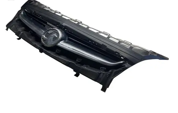 Front bumper upper radiator grill