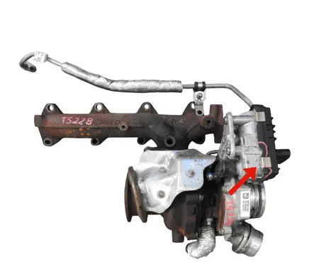 BMW 5 G30 G31 Turbo 8579212