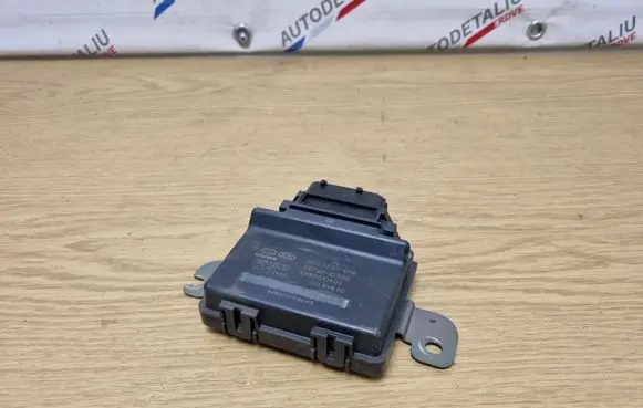 Hyundai i40 Hand brake control module 597903Z500