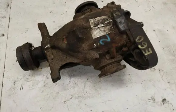 BMW 5 E60 E61 Rear differential 7560604