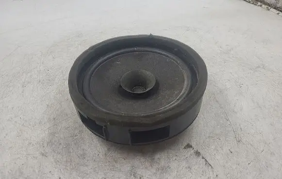 Mitsubishi Lancer X Rear door speaker 8720A017