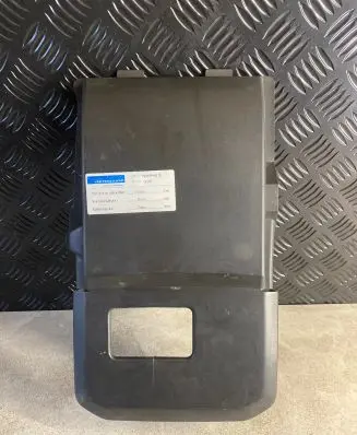 Volvo S40 Battery box tray cover/lid 30667276