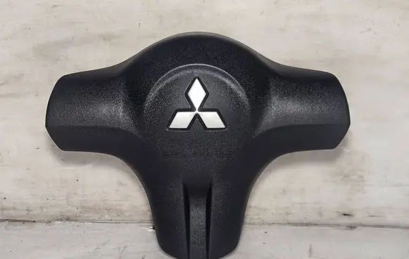 Mitsubishi Lancer Steering wheel airbag 7030A146