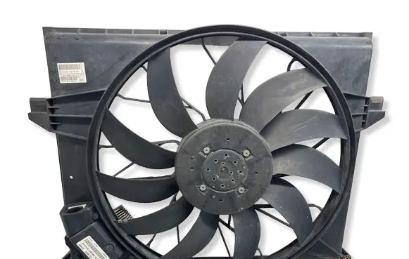 Mercedes-Benz ML W164 Electric radiator cooling fan A1645000093
