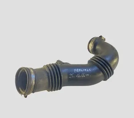 Citroen Berlingo Air intake hose/pipe 9656953680