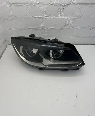 Volkswagen Touran II Headlight/headlamp