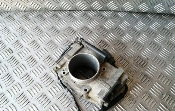 Volvo S60 Throttle valve 8644345 1Y1CY64B 01W171102