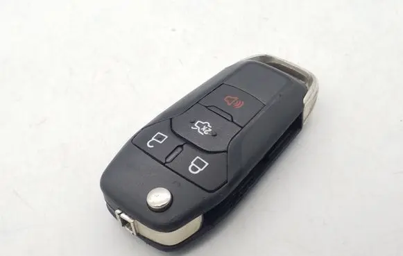Ford Fusion II Ignition key/card DS7T15K601A