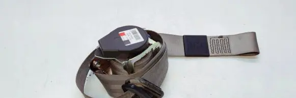Audi A3 S3 8P Front seatbelt 8P3857705