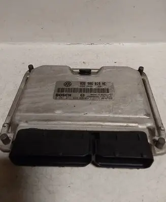 Skoda Fabia Mk1 (6Y) Engine control unit/module 038906019NE 0281011824 1039S06265