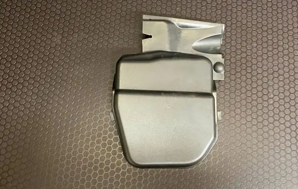 BMW X1 E84 Other engine bay part 15677210 6925017