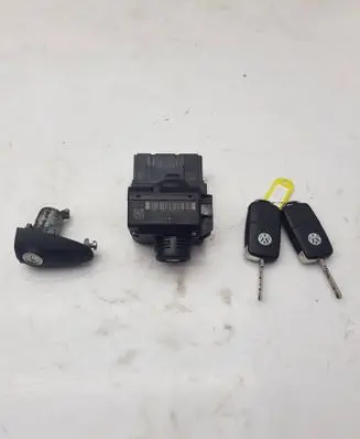 Volkswagen Crafter Ignition lock A9069003803 PA66GK30 2E0905843D