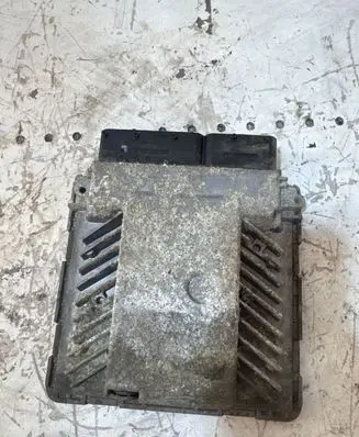 Volkswagen PASSAT B6 Engine control unit/module 03G906018 5WP45500AC