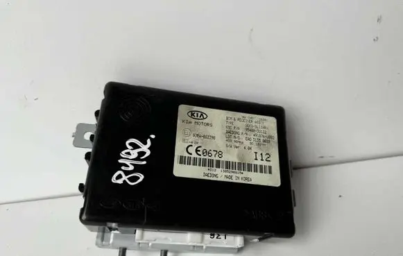 KIA Sportage Comfort/convenience module 954003U122 491876U002