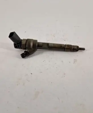 BMW 3 F30 F35 F31 Fuel injector 781070206