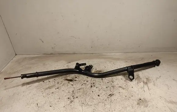 BMW 4 F32 F33 Oil level dip stick 781049304