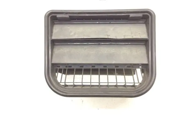Volvo S60 Quarter panel pressure vent 31291229
