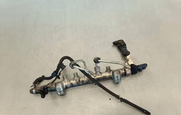 Opel Insignia B Fuel main line pipe 55570022 NRD54064 03R41269