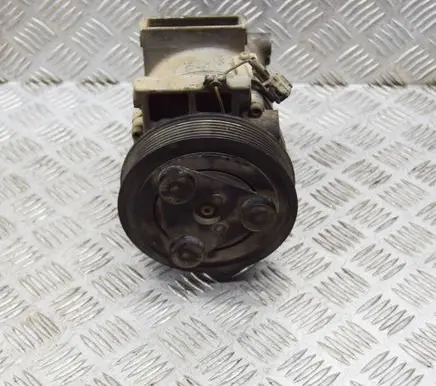 Nissan NP300 Air conditioning (A/C) compressor (pump) 92600EB40E