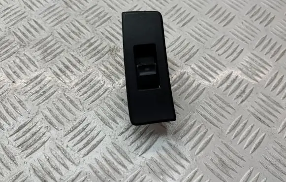 Toyota Verso Electric window control switch 742710F010B0 8481005070